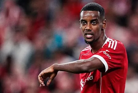 Isak's Debut Delivers Star Power Amid Evident Rust