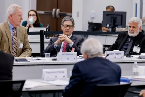 Robert F. Kennedy Jr.’s Immunization Advisers Eliminate Doctor’s Note Requirement for Covid Vaccine, Emphasizing Personal Choice