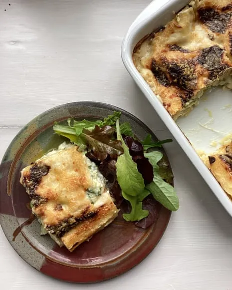 A Classic Recipe for Layered Pasta with Summer Squash and Cheese Medley